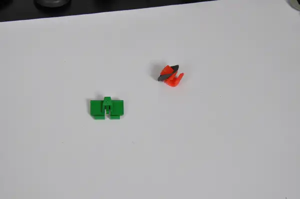 خار ابگیر  پراید داخلی سبز