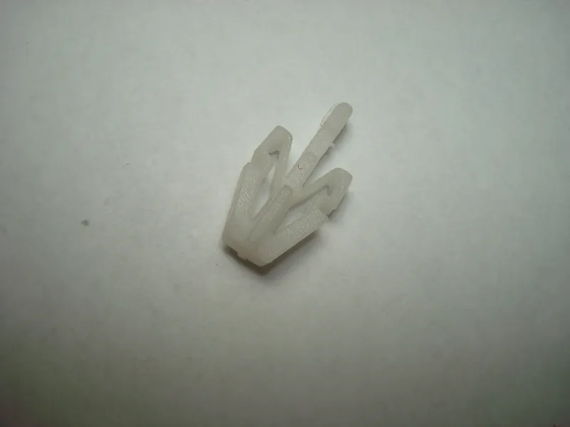 خار جلو پنجره پراید متحرک gallery0