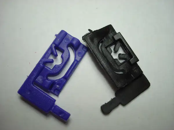 خار زه شیشه جلو پلاستیکی