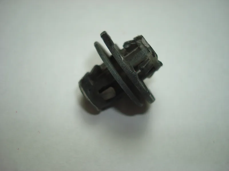 خار واسطه درب پراید gallery0