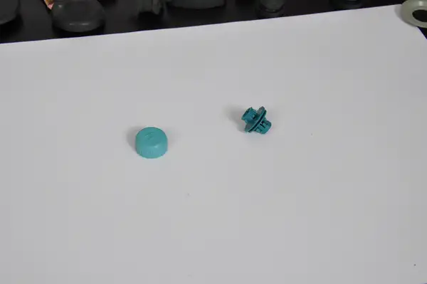 خار واسطه درب پراید