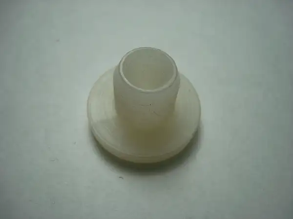 بوش در قالپاق پراید