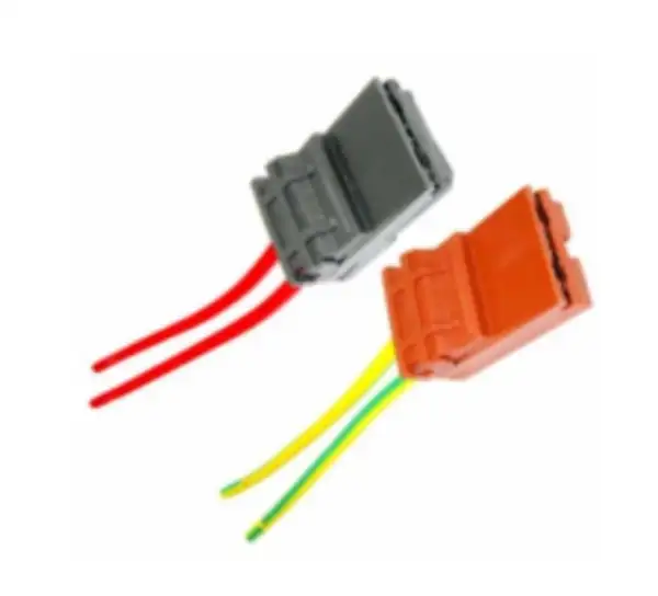 سوکت جعبه فیوز کالسکه ای 405